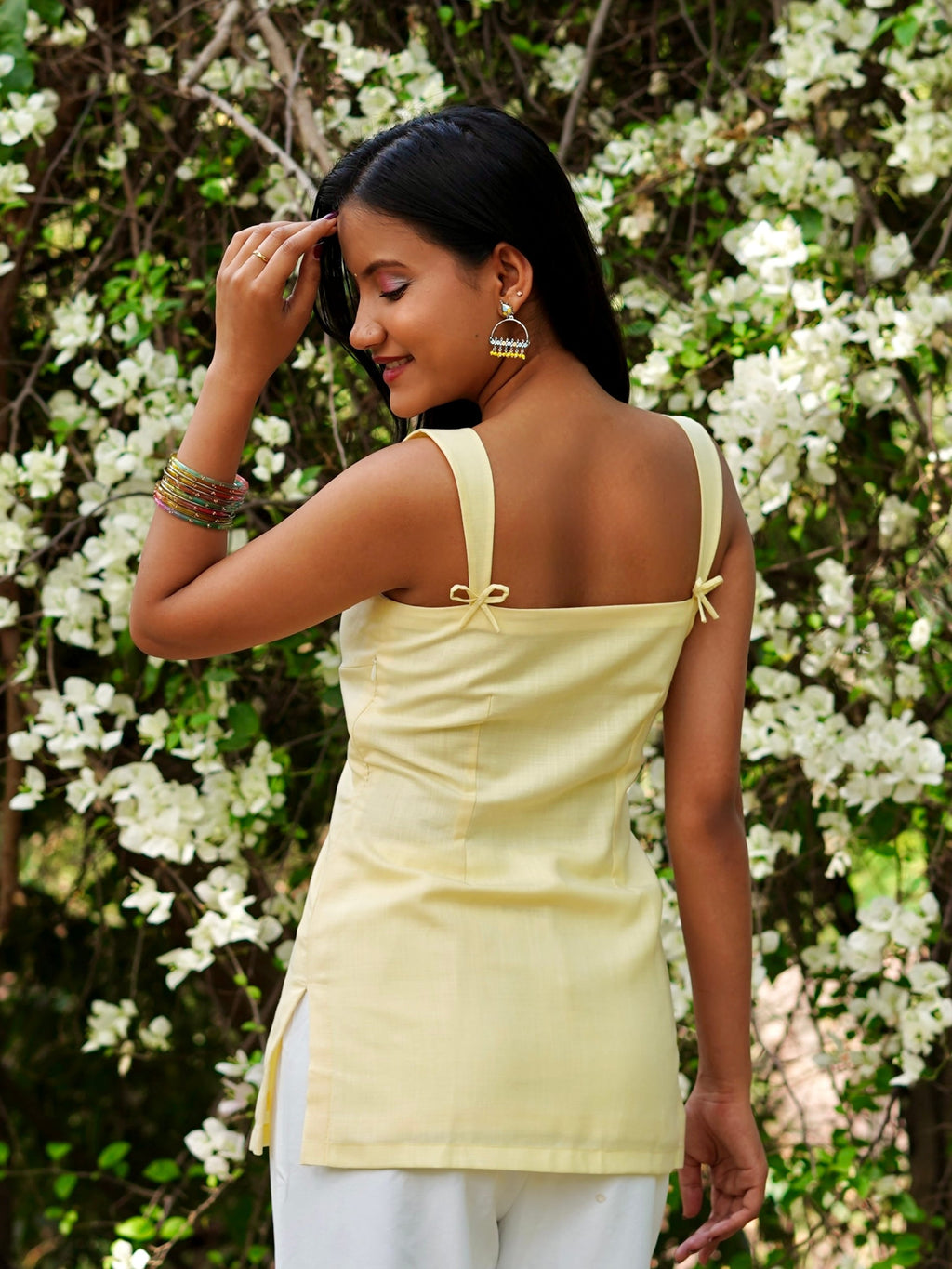 Makhan Malai Bow Strap Kurti