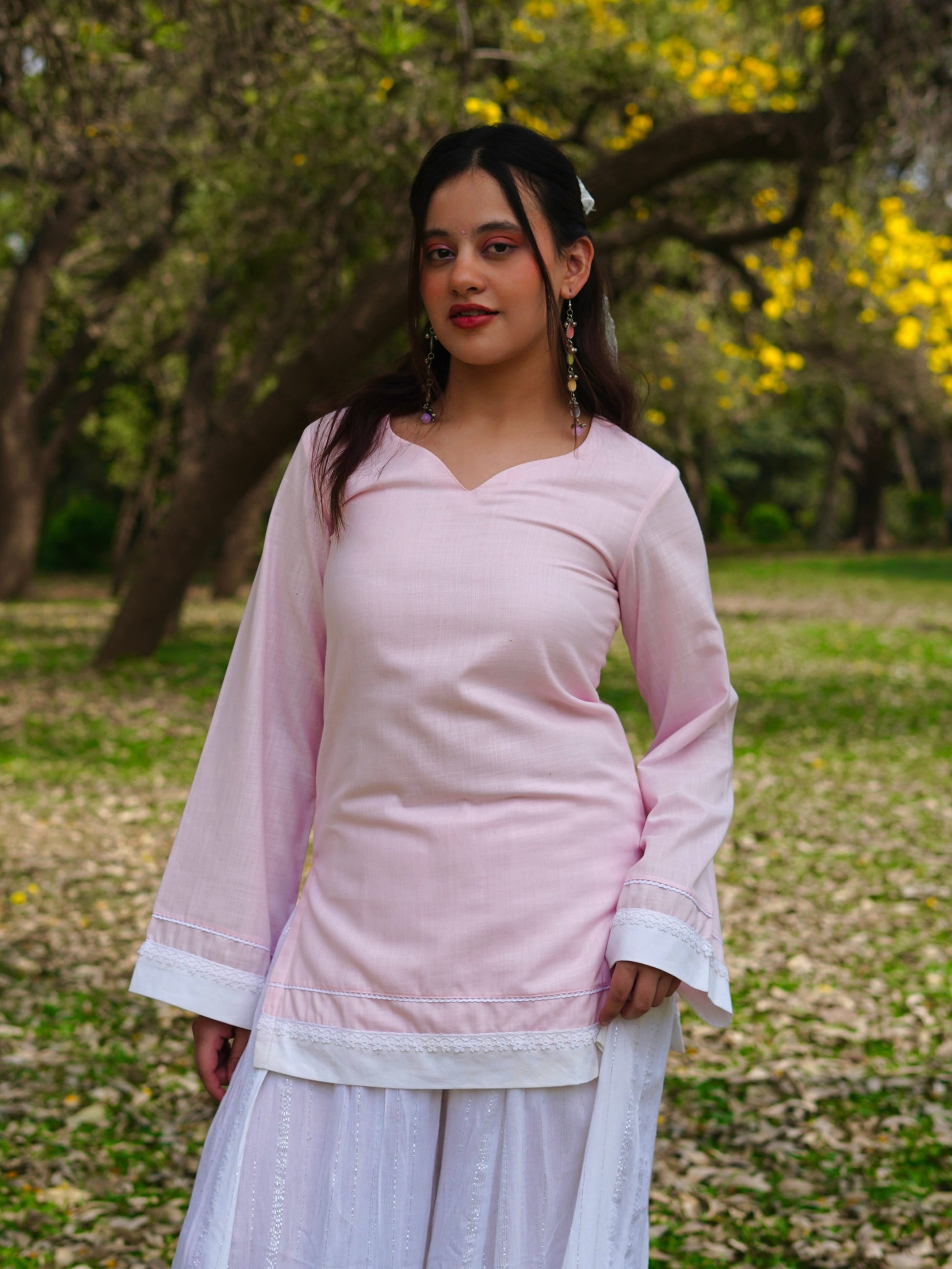 Gul Bahar Flared Sleeve Kurti