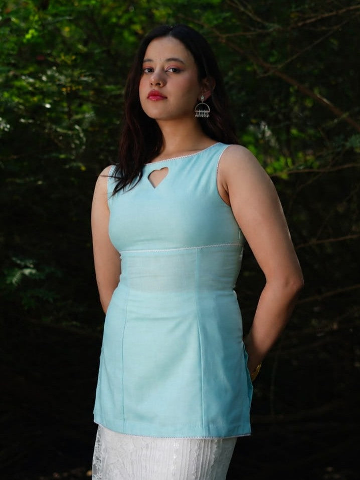 Dil Aasmani Open-Back Kurti